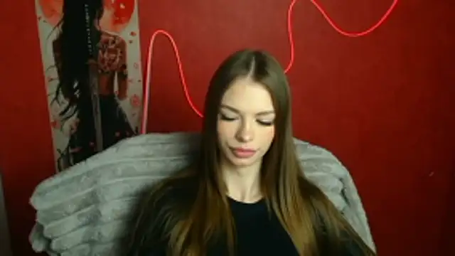 Lina Loveuu online show from March 2026 12:19:01 PM