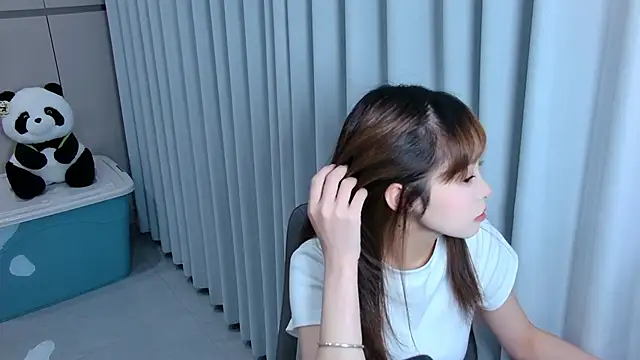 yuki-888 online show from April 2026 12:22:02 PM