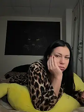  Mila Love online show from February 2026 01:33:02 PM