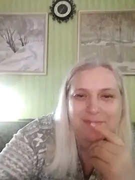 NyushaLollipop online show from April 2026 04:10:02 PM