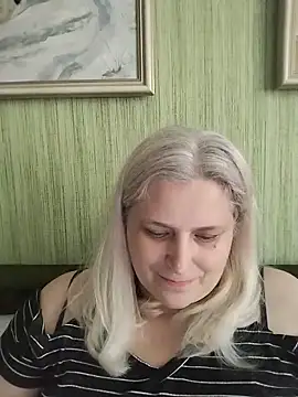 Snapshot of NyushaLollipop chatting on May 2026 10:35:01 AM NyushaLollipop online show from May 2026 10:35:01 AM