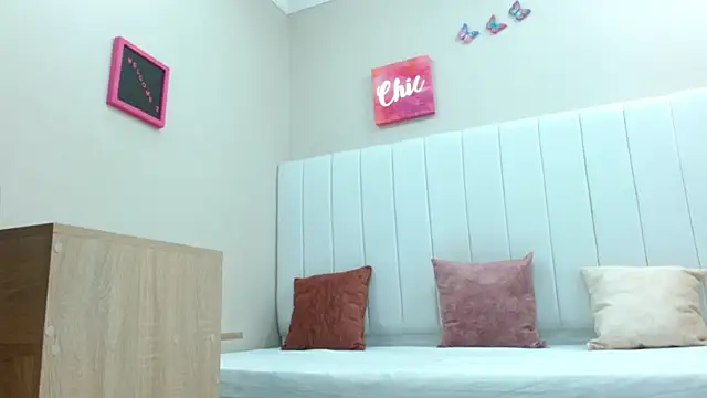 noir fantasy online show from January 2026 01:59:01 PM