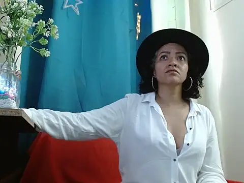 Snapshot of marilin_black chatting on February 2026 07:32:02 PM marilin black online show from February 2026 07:32:02 PM