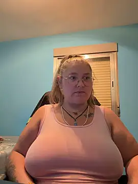 Snapshot of _maracr19_ chatting on June 2026 11:21:02 PM maracr19 online show from June 2026 11:21:02 PM