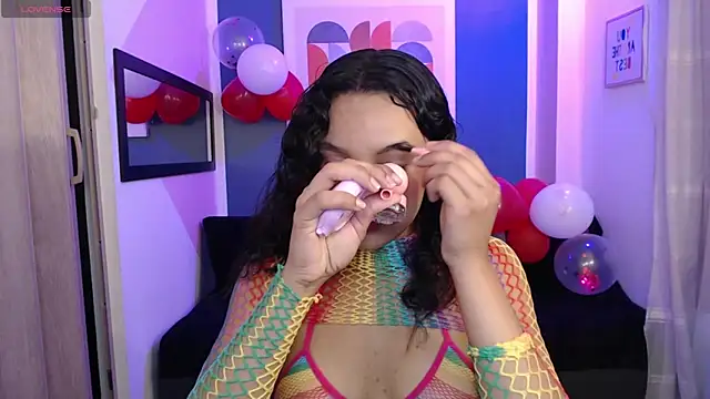 Nyxx Velariia online show from February 2026 02:24:02 PM