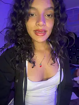 Snapshot of Nyxx_Velariia chatting on June 2026 04:01:02 AM Nyxx Velariia online show from June 2026 04:01:02 AM
