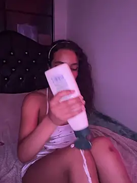 Nyxx Velariia online show from March 2026 04:06:02 AM