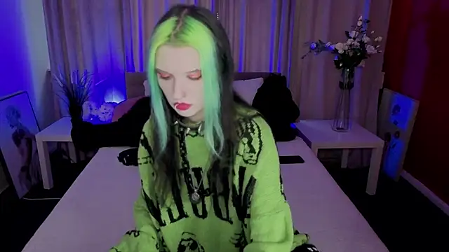 Snapshot of ToxicKittyy chatting on January 2026 01:48:01 PM ToxicKittyy online show from January 2026 01:48:01 PM