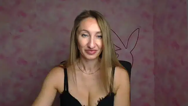 Diana Sweeet  online show from April 2026 05:52:02 AM
