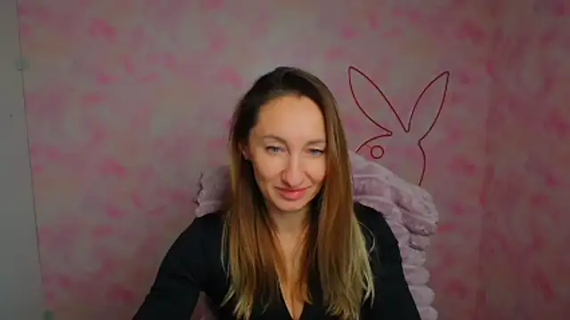 Snapshot of Diana_Sweeet_ chatting on February 2026 06:24:02 AM Diana Sweeet online show from February 2026 06:24:02 AM