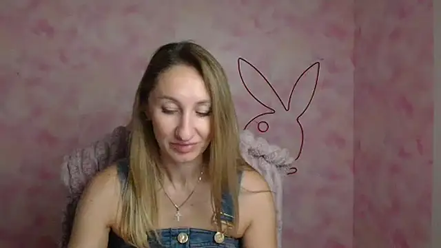 Diana Sweeet  online show from May 2026 06:06:01 AM