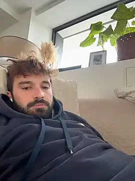 Snapshot of elbandito1919 chatting on January 2026 01:04:01 PM elbandito1919 online show from January 2026 01:04:01 PM