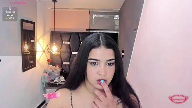 Mabel  Fox online show from January 2026 11:46:01 AM