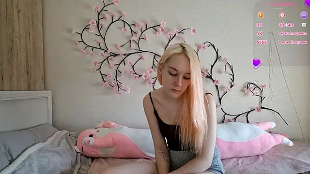 MisaMew online show from March 2026 09:25:02 AM