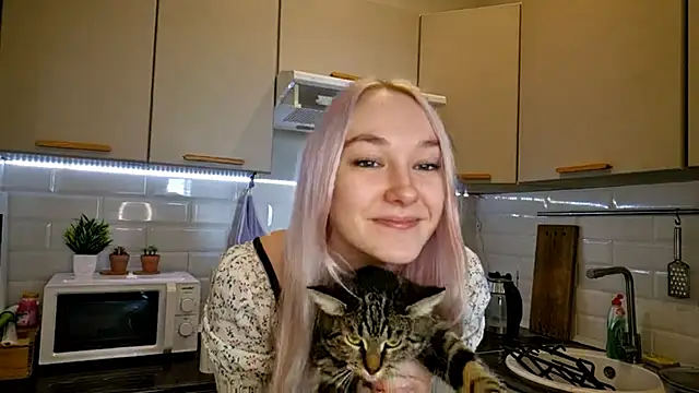 MisaMew online show from April 2026 12:17:02 PM