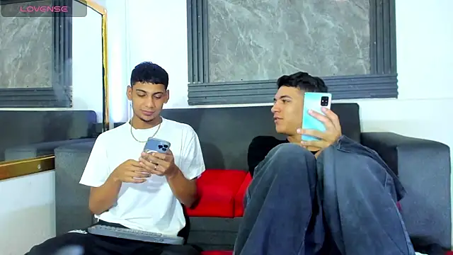 ALEX KEITH26 online show from March 2026 07:27:01 PM