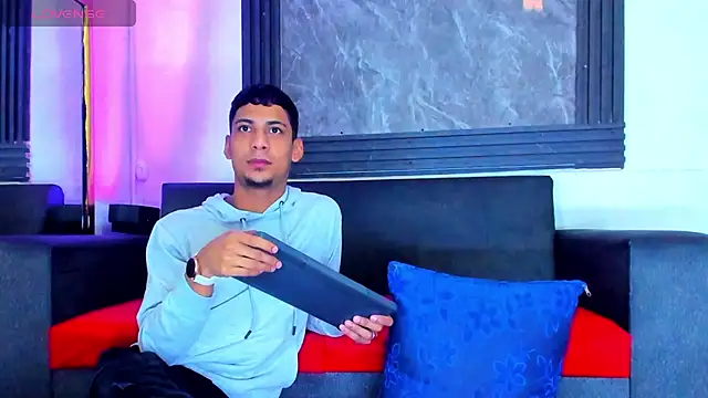 ALEX KEITH26 online show from March 2026 12:02:02 PM