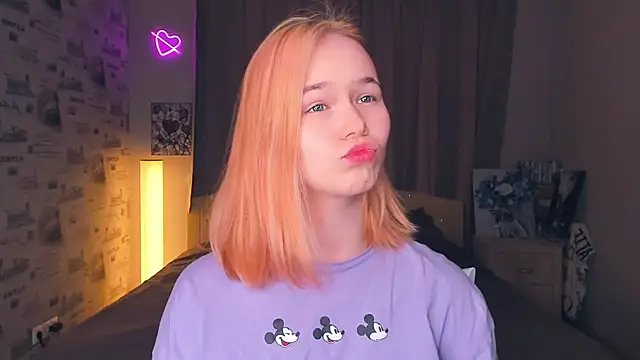 OwlLynn online show from February 2026 08:22:01 AM