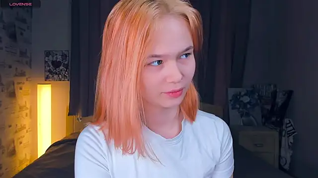 OwlLynn online show from February 2026 08:55:02 AM