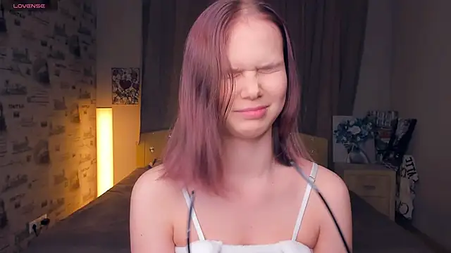 OwlLynn online show from January 2026 09:02:02 AM