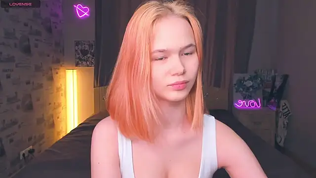 OwlLynn online show from February 2026 09:10:01 AM