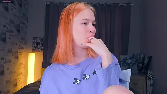 OwlLynn online show from February 2026 08:45:01 AM