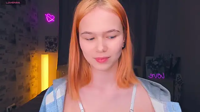 OwlLynn online show from February 2026 08:57:02 AM