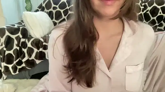 LunnaMonroe online show from January 2026 08:40:02 AM