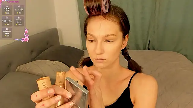 DeonnaHeney online show from February 2026 06:13:01 AM