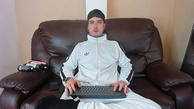 Salvattore Muller online show from April 2026 12:34:01 AM