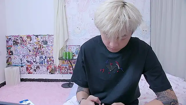 Chocolates-001 online show from April 2026 11:57:01 AM