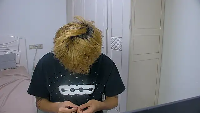 Chocolates-001 online show from March 2026 10:16:01 AM