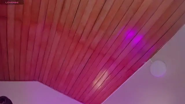 ella  olmos online show from March 2026 01:48:02 PM