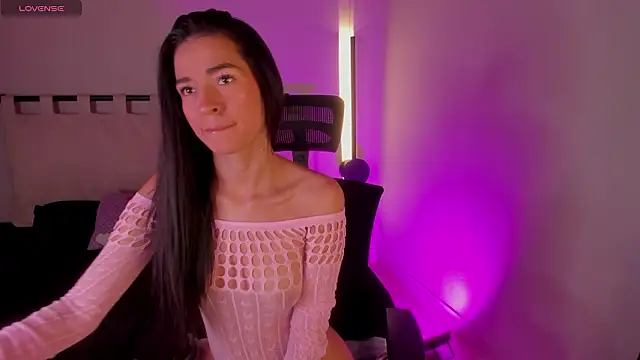 ella  olmos online show from March 2026 01:38:02 PM