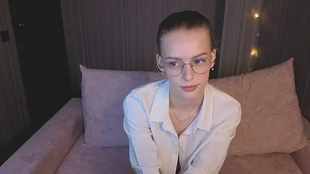 kittie like18 online show from February 2026 01:38:01 AM