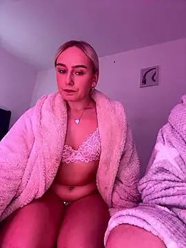 Scarletbx online show from January 2026 02:59:01 AM