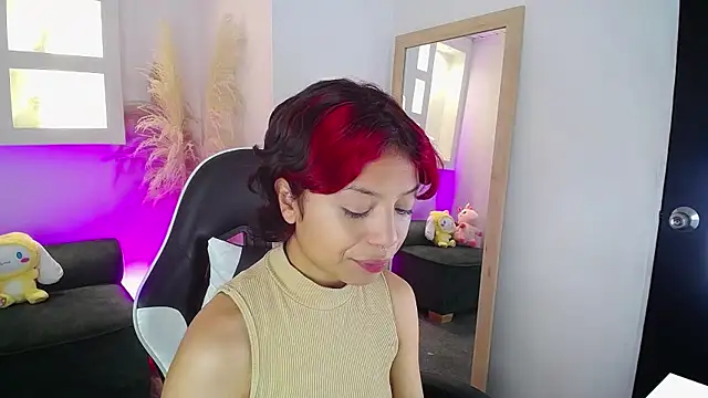 melodyy as online show from May 2026 01:23:01 PM