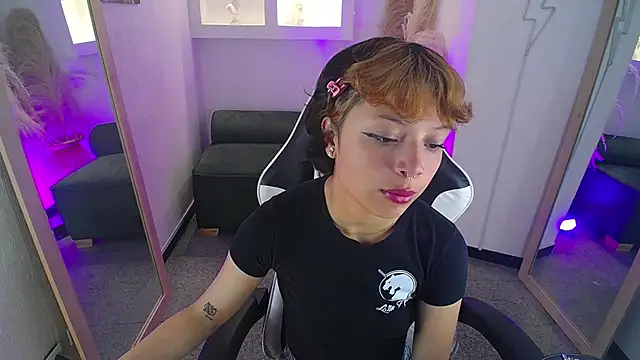 melodyy as online show from March 2026 12:32:01 PM