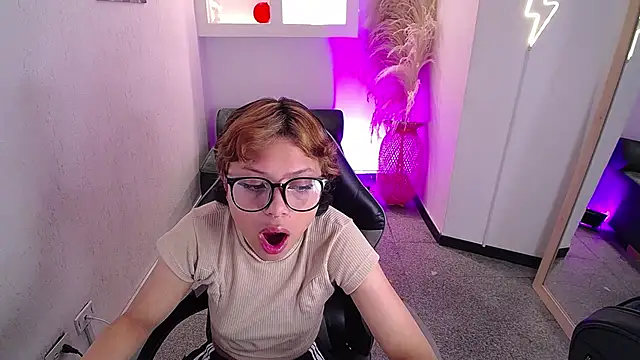 melodyy as online show from February 2026 12:40:02 PM