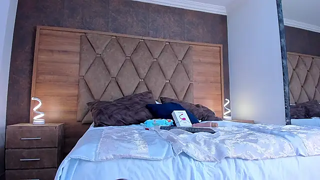 AnaiaClarck online show from April 2026 03:46:02 AM