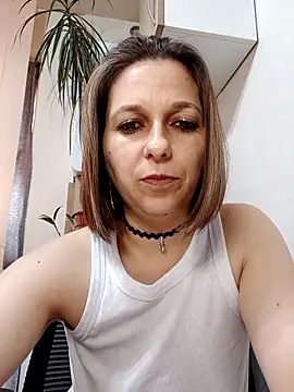 AdaJoy online show from March 2026 02:09:01 PM