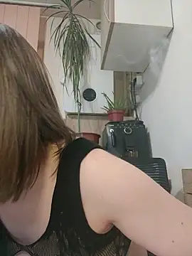 AdaJoy online show from April 2026 09:27:02 PM