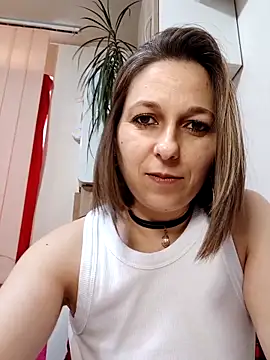 AdaJoy online show from March 2026 01:04:01 PM