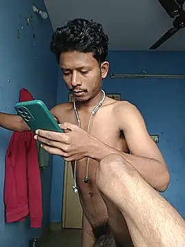 Snapshot of stylee_satheesh chatting on August 2026 09:29:01 AM stylee satheesh online show from August 2026 09:29:01 AM