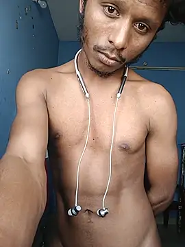 Snapshot of stylee_satheesh chatting on July 2026 03:59:01 AM stylee satheesh online show from July 2026 03:59:01 AM