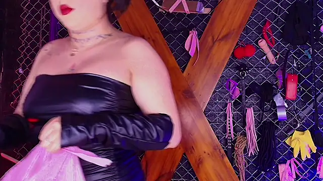 Miss Juliett bdsm online show from March 2026 02:53:02 PM