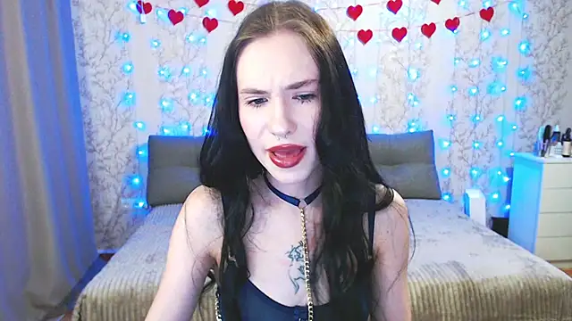 SnowWhite Lissa online show from April 2026 06:03:01 PM