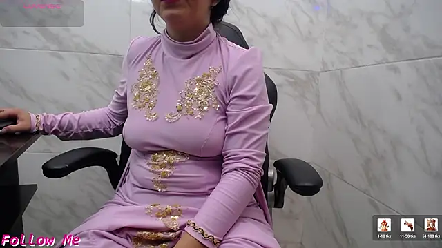 jasmine700141 online show from February 2026 07:14:01 PM