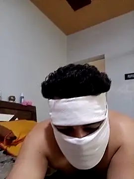 Snapshot of gujjuboysexy123 chatting on May 2026 10:21:02 AM gujjuboysexy123 online show from May 2026 10:21:02 AM