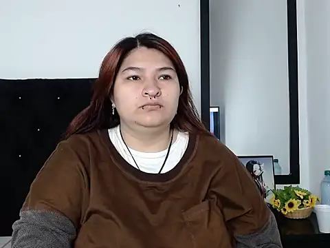 LauraHorny69 online show from February 2026 01:00:01 PM